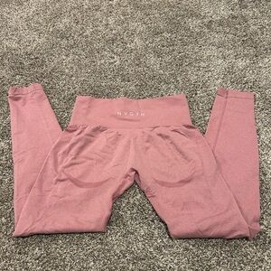 NVGTN Pastel Pink Contour Leggings